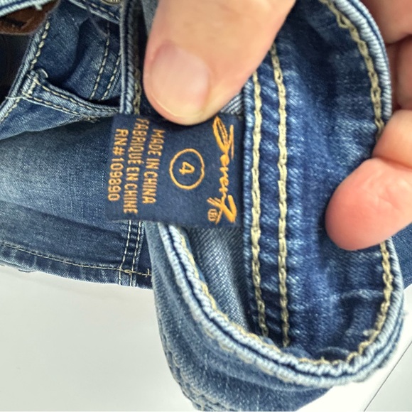 Seven7 Denim Distressed Blue Jean Shorts Size 4 Women's - Picture 8 of 8